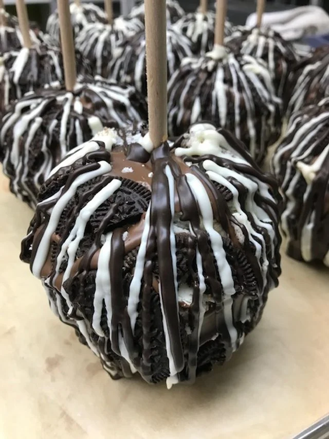 Andre'z Large Loaded Apple — Andre'z Dipped & Drizzled